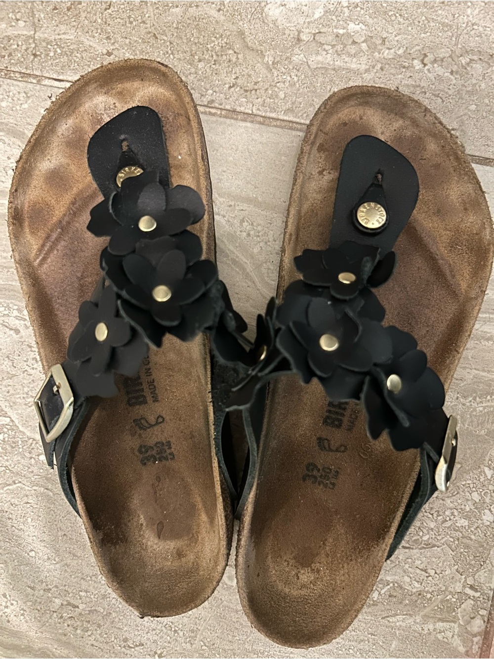 Birkenstock Black Floral Toe-Post Sandals - Picture 3 of 4